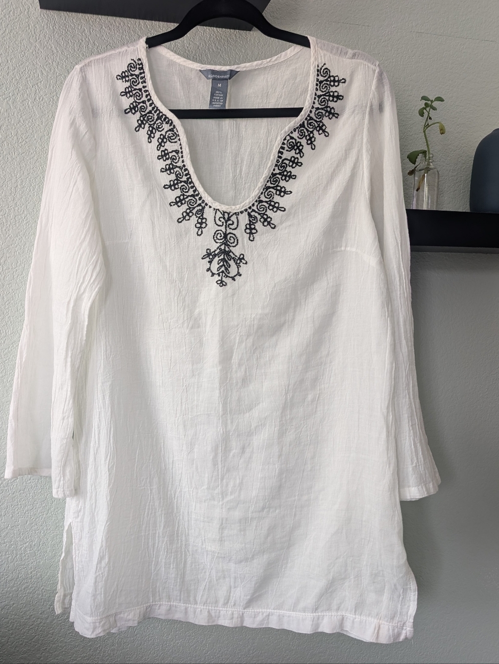 Hillard & Hanson White Gauze Tunic Top with Black beads Embroidery